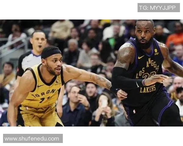 李根的篮球之路：从默默无闻到闪耀赛场的传奇故事